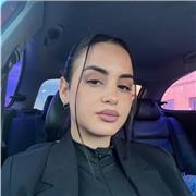 Estudiante de grado medio de auxiliar de enfermería y opositora